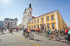 Na kole vinohrady Uherskohradišťska